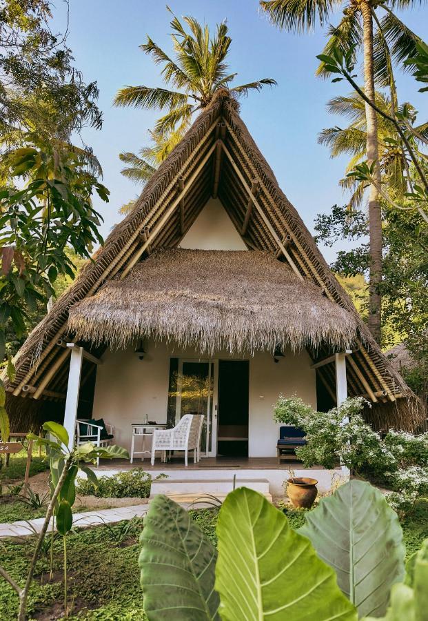Vayam Boutique Resort Gili Asahan Exterior photo